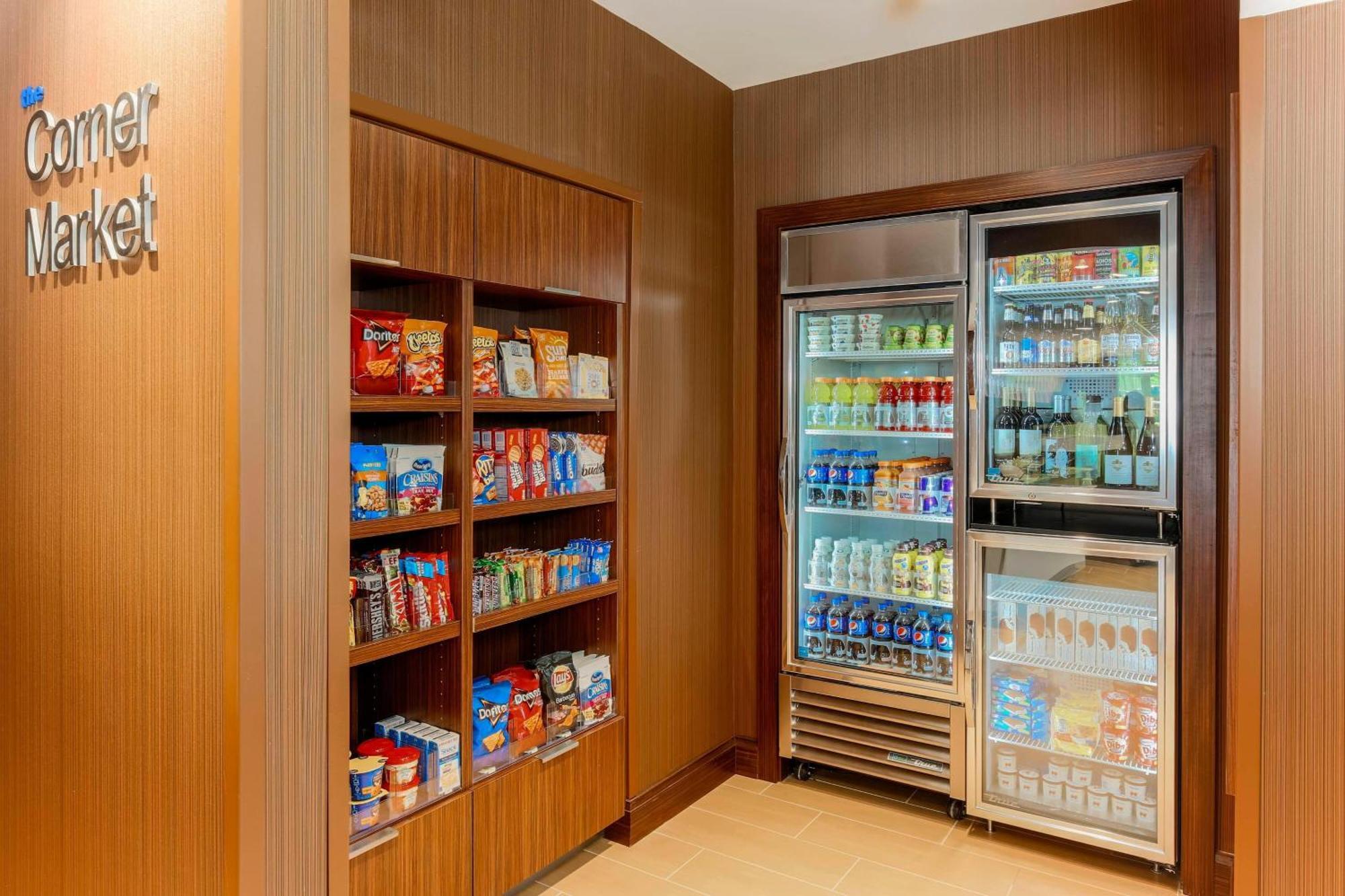 Fairfield Inn & Suites By Marriott Decatur At Decatur Conference Center Eksteriør bilde